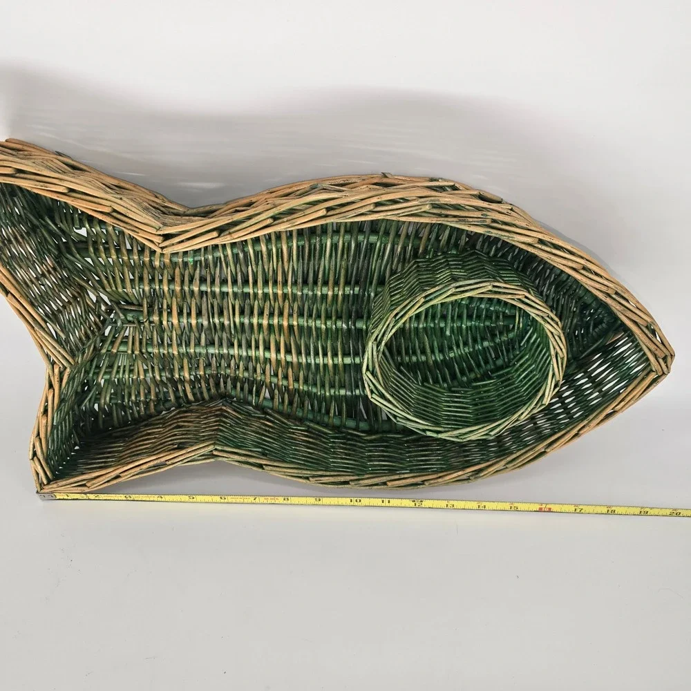 Vintage Woven Wicker Fish Shaped Serving Tray Green Charcuterie Platter 20 Inch